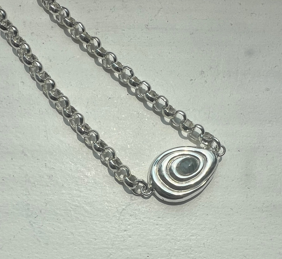 Floating Sapphire Oyster Necklace